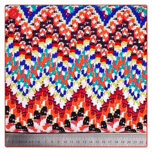 Laden Sie das Bild in den Galerie-Viewer, Viskose gemustert