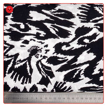 Laden Sie das Bild in den Galerie-Viewer, Viskose gemustert