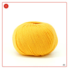 Laden Sie das Bild in den Galerie-Viewer, Wolle GENZIANA