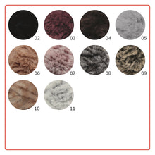 Laden Sie das Bild in den Galerie-Viewer, Wolle CUDDLY