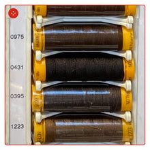 Carica l'immagine nel visualizzatore di Gallery, Filo per asole N.30 per cuciture a mano e cuciture decorative