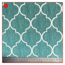 Laden Sie das Bild in den Galerie-Viewer, Wachstuch