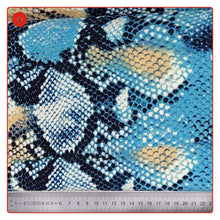 Laden Sie das Bild in den Galerie-Viewer, Viskose gemustert