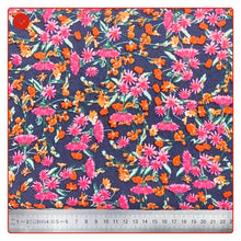 Laden Sie das Bild in den Galerie-Viewer, Viskose gemustert