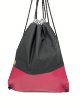 Laden Sie das Bild in den Galerie-Viewer, Turnbeutel