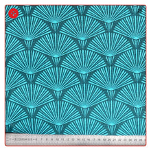 Laden Sie das Bild in den Galerie-Viewer, Wachstuch